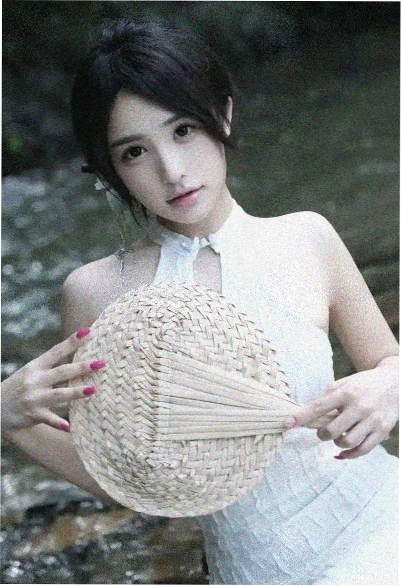 春山可望都市情感剧海报